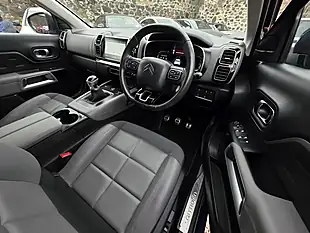 Used 2019 Citroen C5 Aircross Flair Plus Emerald Crystal Metallic - Interior and Exterior details 8