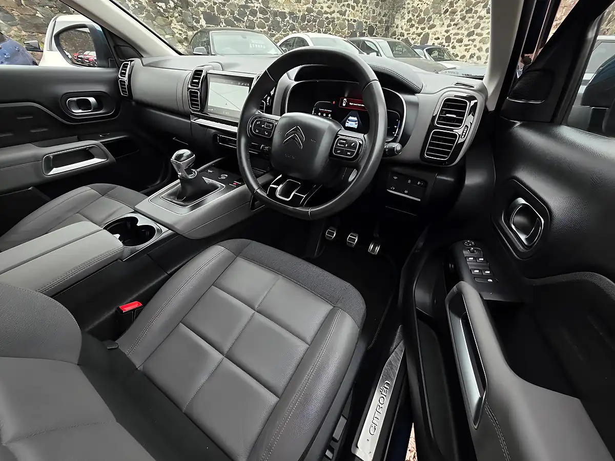 Used 2019 Citroen C5 Aircross Flair Plus Emerald Crystal Metallic - Interior and Exterior details 8