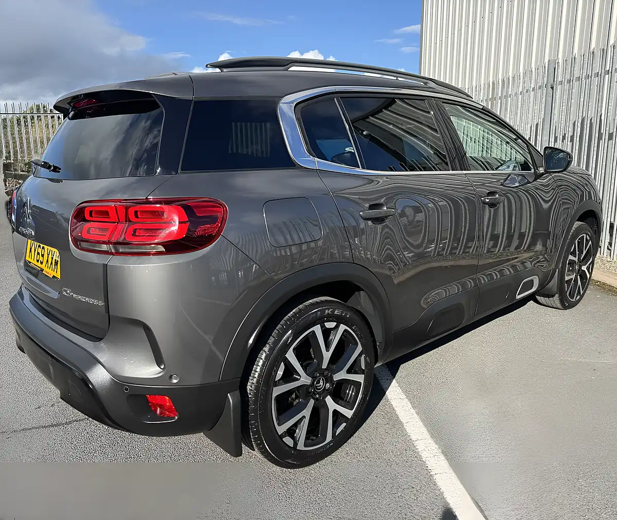 Used 2019 Citroen C5 Aircross Flair Plus Grey - Interior and Exterior details 5