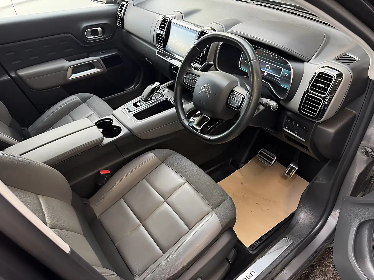 Used 2019 Citroen C5 Aircross Flair Plus Grey - Interior and Exterior details 9