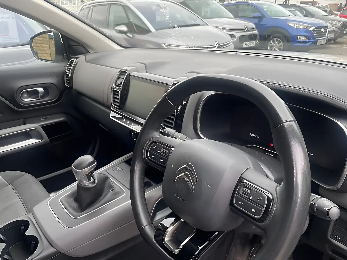 Used 2019 Citroen C5 Aircross Flair S/S White - Interior and Exterior details 12