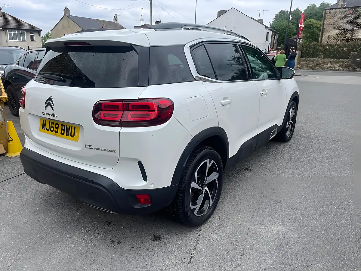 Used 2019 Citroen C5 Aircross Flair S/S White - Interior and Exterior details 7