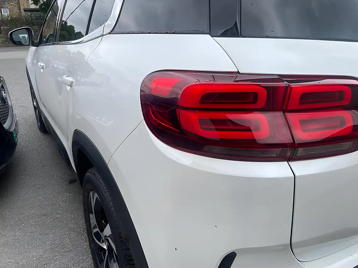 Used 2019 Citroen C5 Aircross Flair S/S White - Interior and Exterior details 8