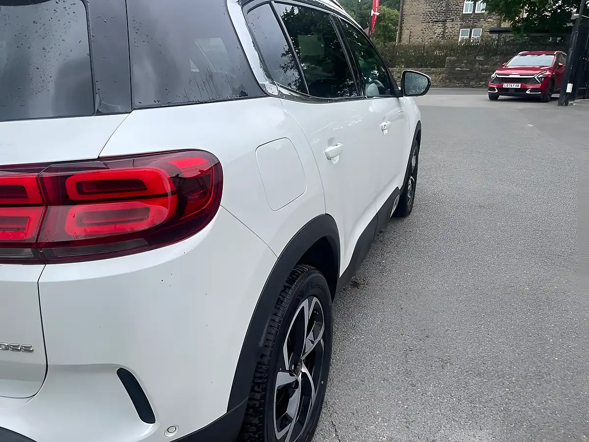 Used 2019 Citroen C5 Aircross Flair S/S White - Interior and Exterior details 9
