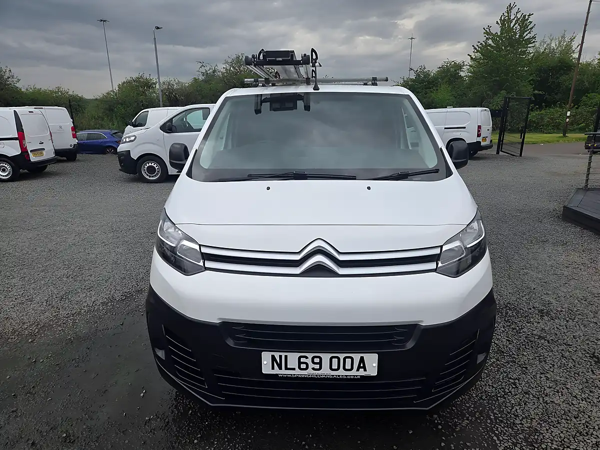 Used 2019 Citroen Dispatch 1000 X M White - Interior and Exterior details 11