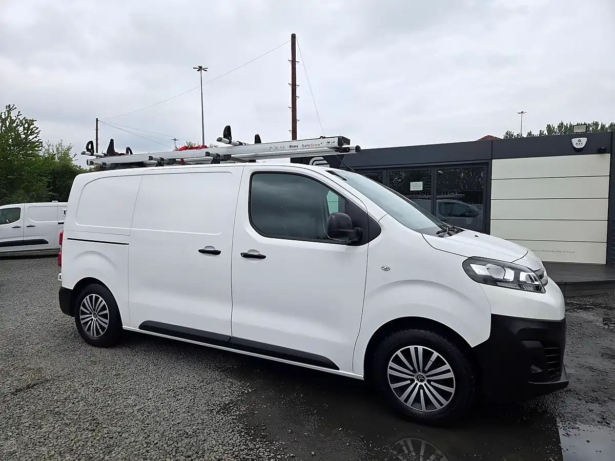 Used 2019 Citroen Dispatch 1000 X M White - Interior and Exterior details 2