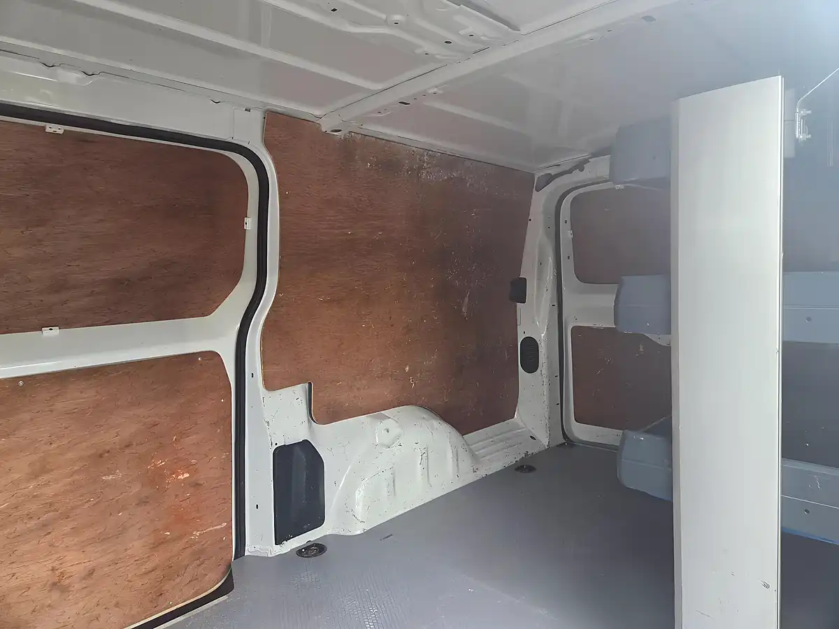 Used 2019 Citroen Dispatch 1200 X Xl White - Interior and Exterior details 11