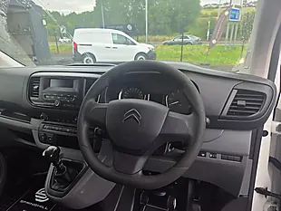 Used 2019 Citroen Dispatch 1200 X Xl White - Interior and Exterior details 16