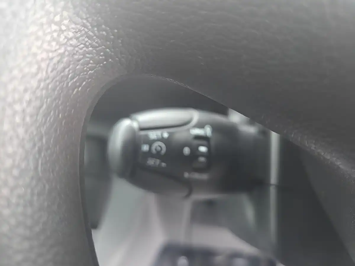 Used 2019 Citroen Dispatch 1200 X Xl White - Interior and Exterior details 17