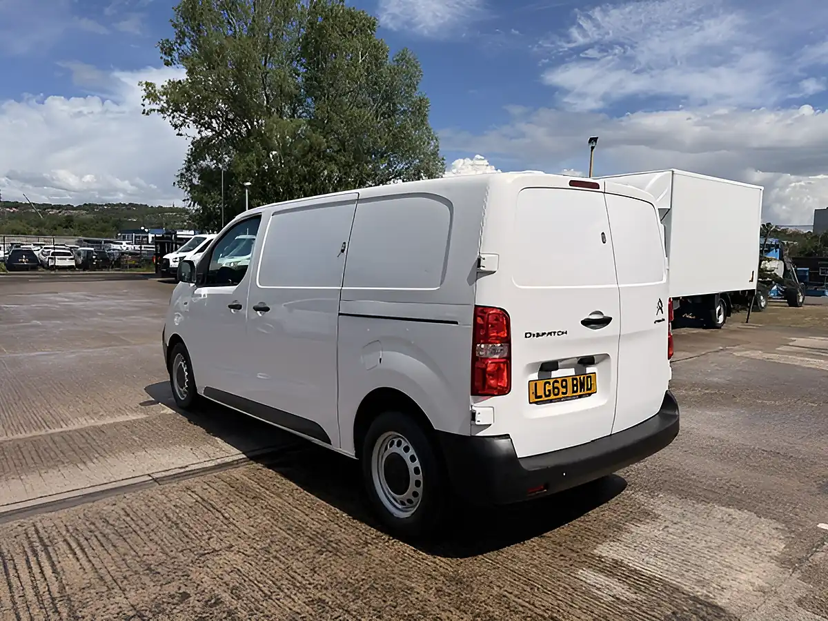 Used 2019 Citroen Dispatch 1400 Enterprise White - Interior and Exterior details 7