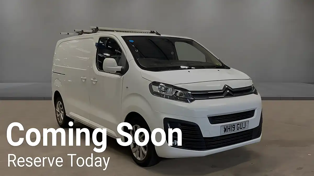 Used 2019 Citroen Dispatch Driver M Nav White - Front View