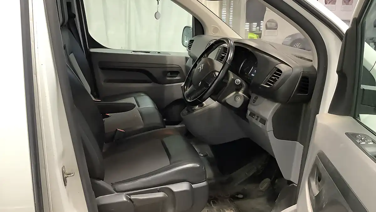 Used 2019 Citroen Dispatch Driver M Nav White - Interior and Exterior details 11