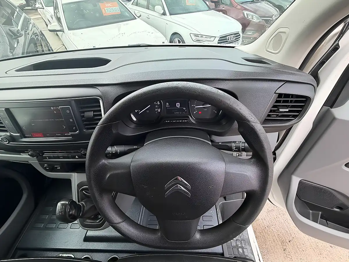 Used 2019 Citroen Dispatch Enterprise M White - Interior and Exterior details 20