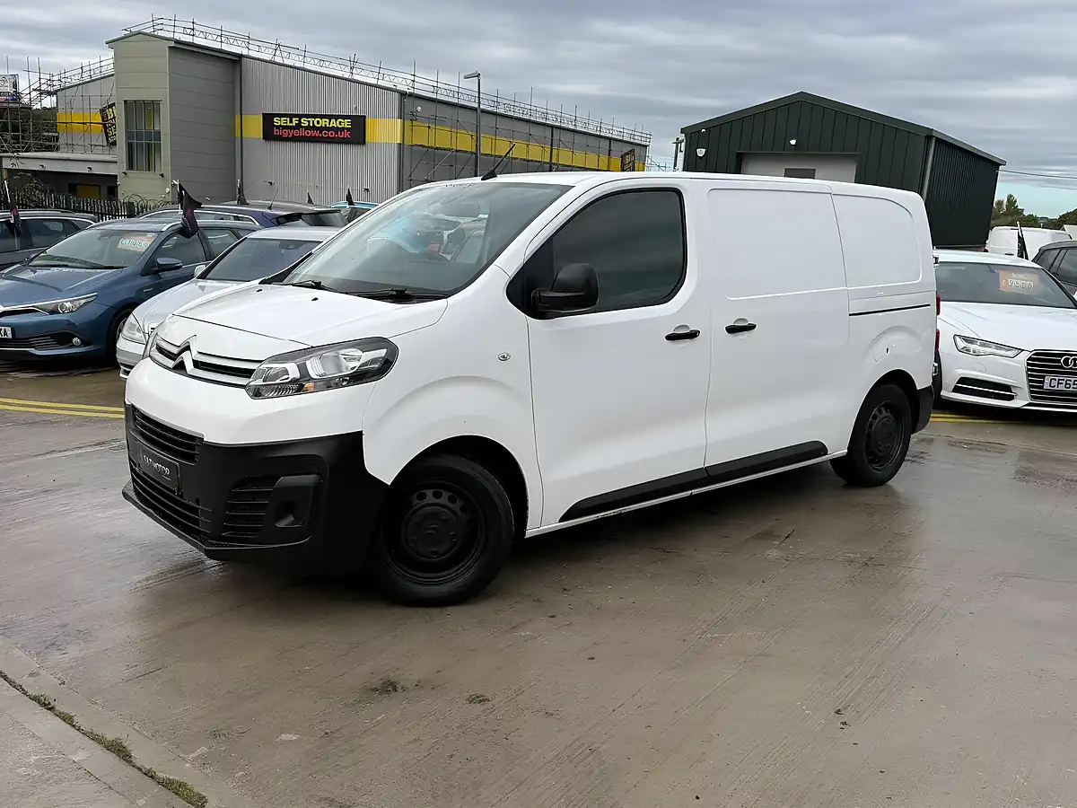 Used 2019 Citroen Dispatch Enterprise M White - Interior and Exterior details 4