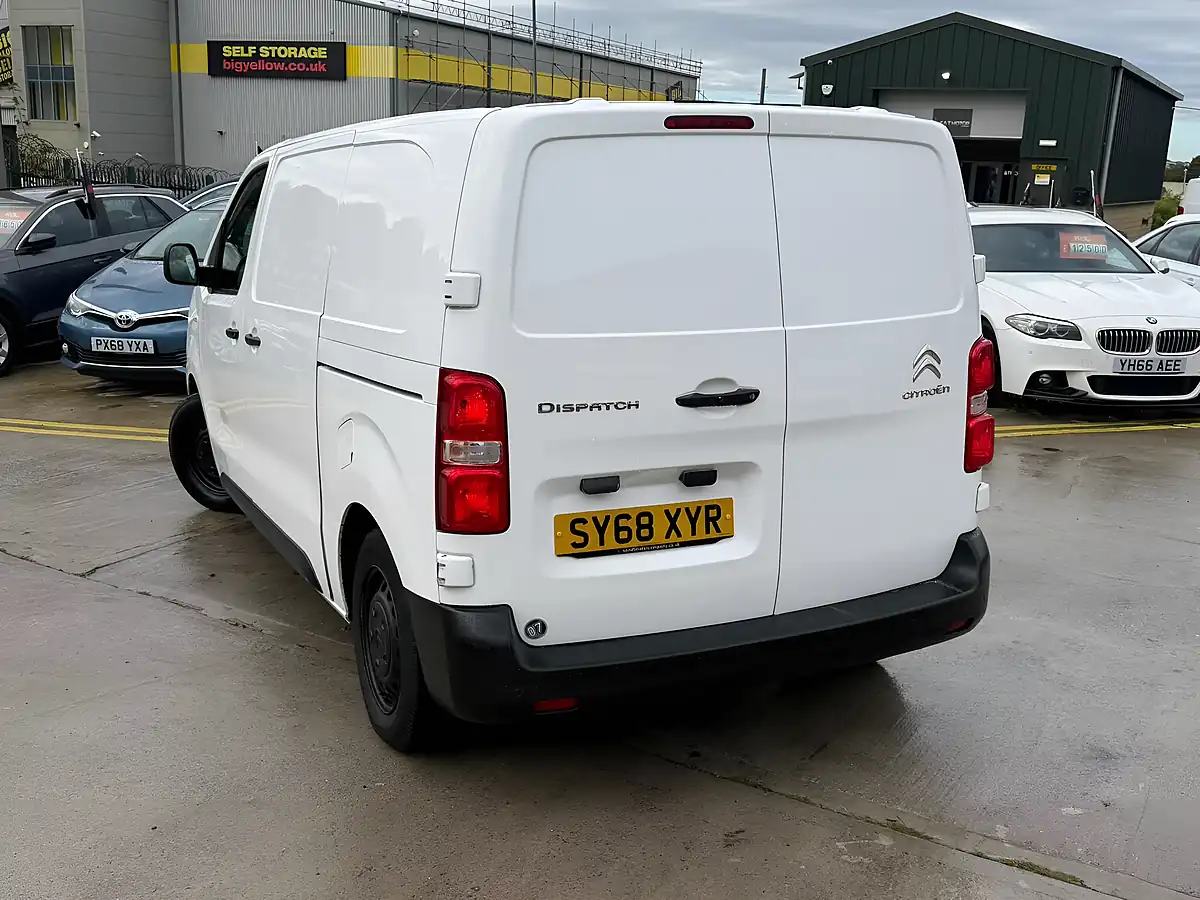Used 2019 Citroen Dispatch Enterprise M White - Interior and Exterior details 8