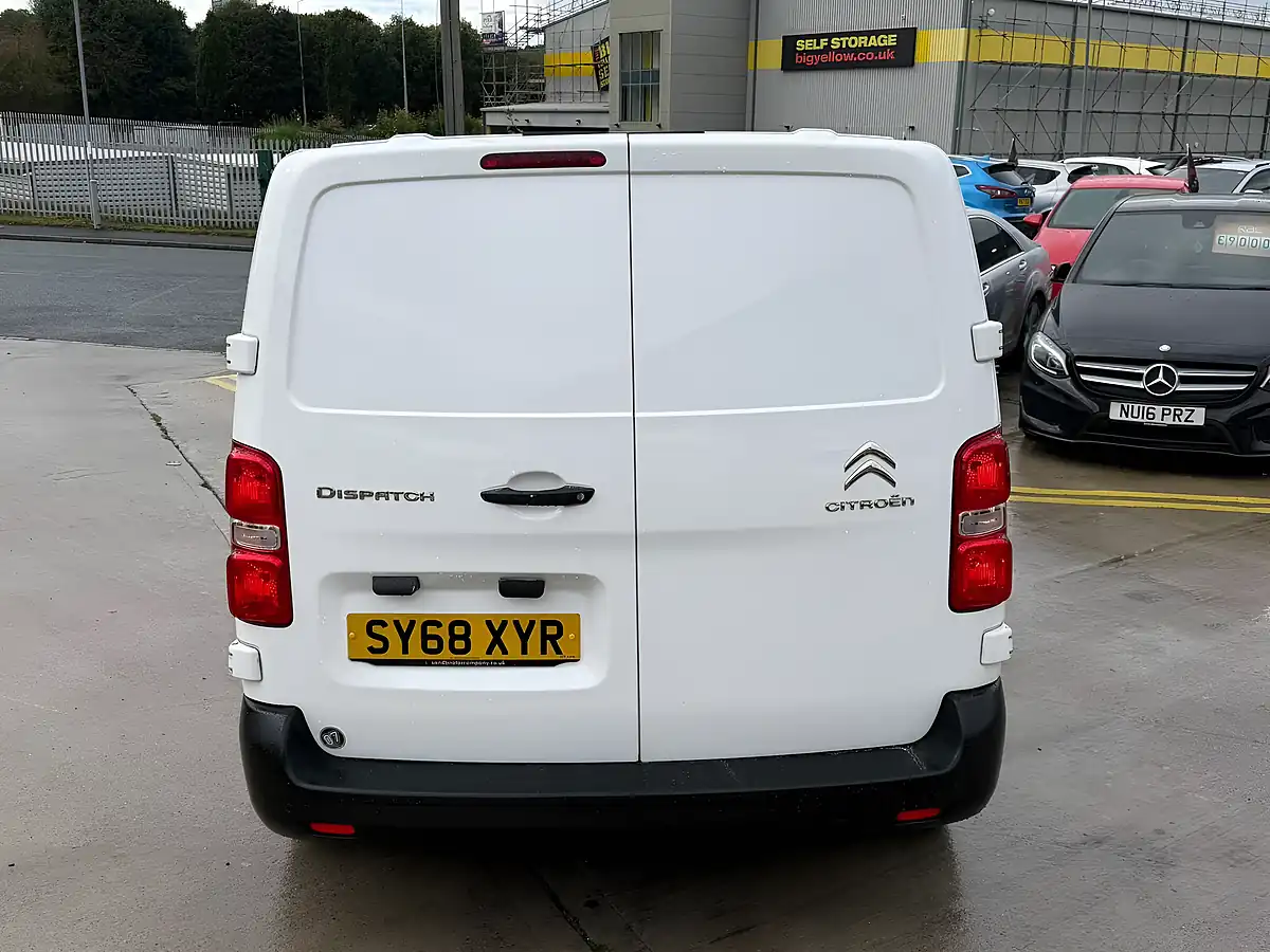 Used 2019 Citroen Dispatch Enterprise M White - Interior and Exterior details 9