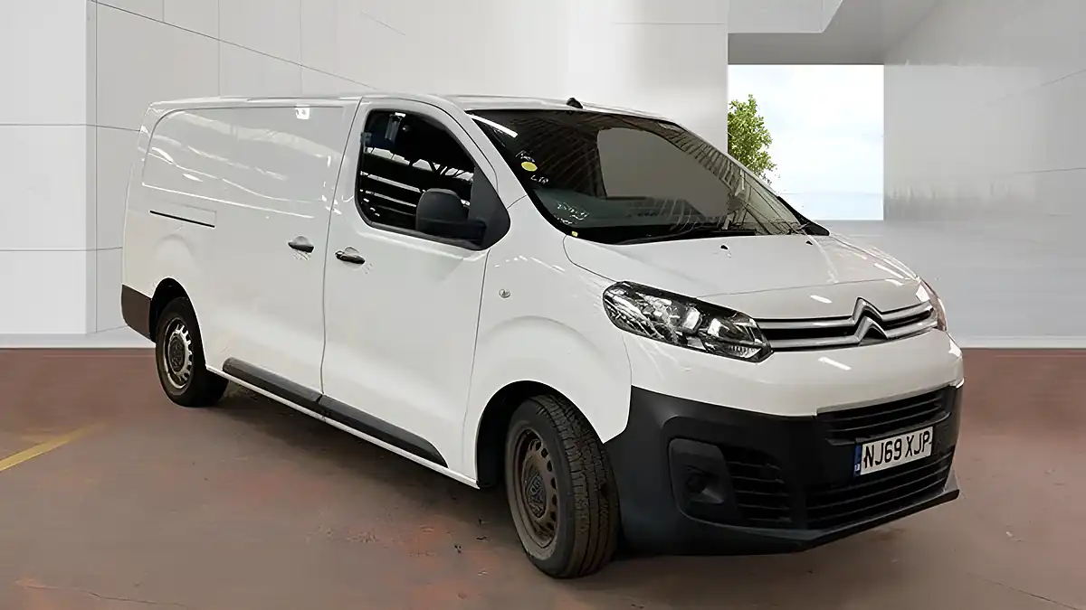 Used 2019 Citroen Dispatch X Xl White - Front View