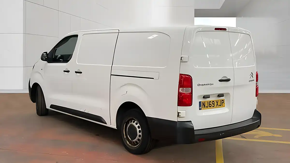 Used 2019 Citroen Dispatch X Xl White - Interior and Exterior details 3