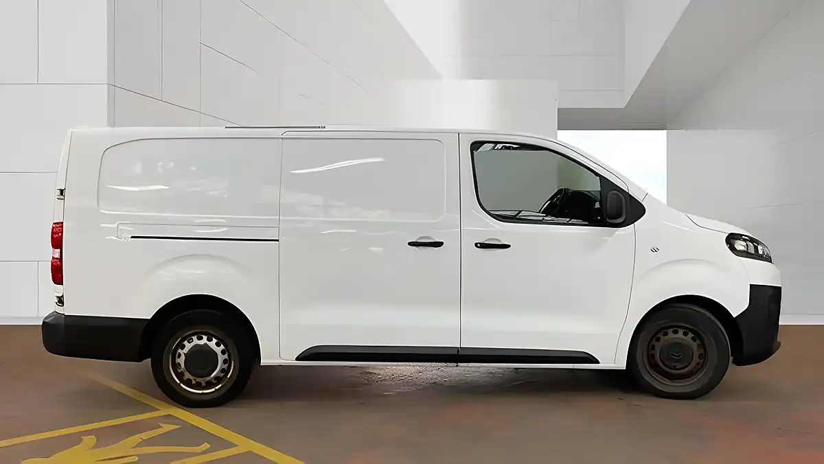 Used 2019 Citroen Dispatch X Xl White - Interior and Exterior details 5