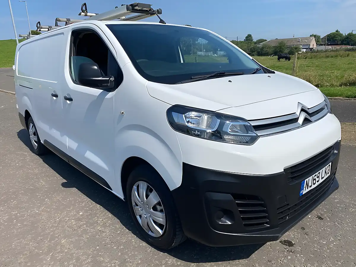 Used 2019 Citroen Dispatch X Xl White - Front View