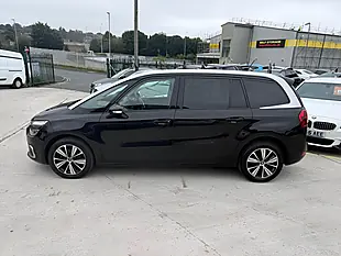 Used 2019 Citroen Grand C4 Spacetourer Feel Black - Interior and Exterior details 8