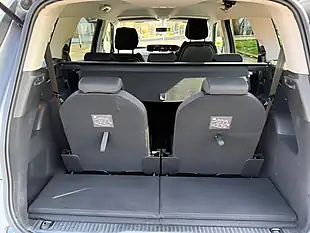 Used 2019 Citroen Grand C4 Spacetourer Feel Grey - Interior and Exterior details 10