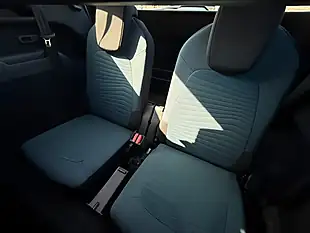 Used 2019 Citroen Grand C4 Spacetourer Feel Grey - Interior and Exterior details 11