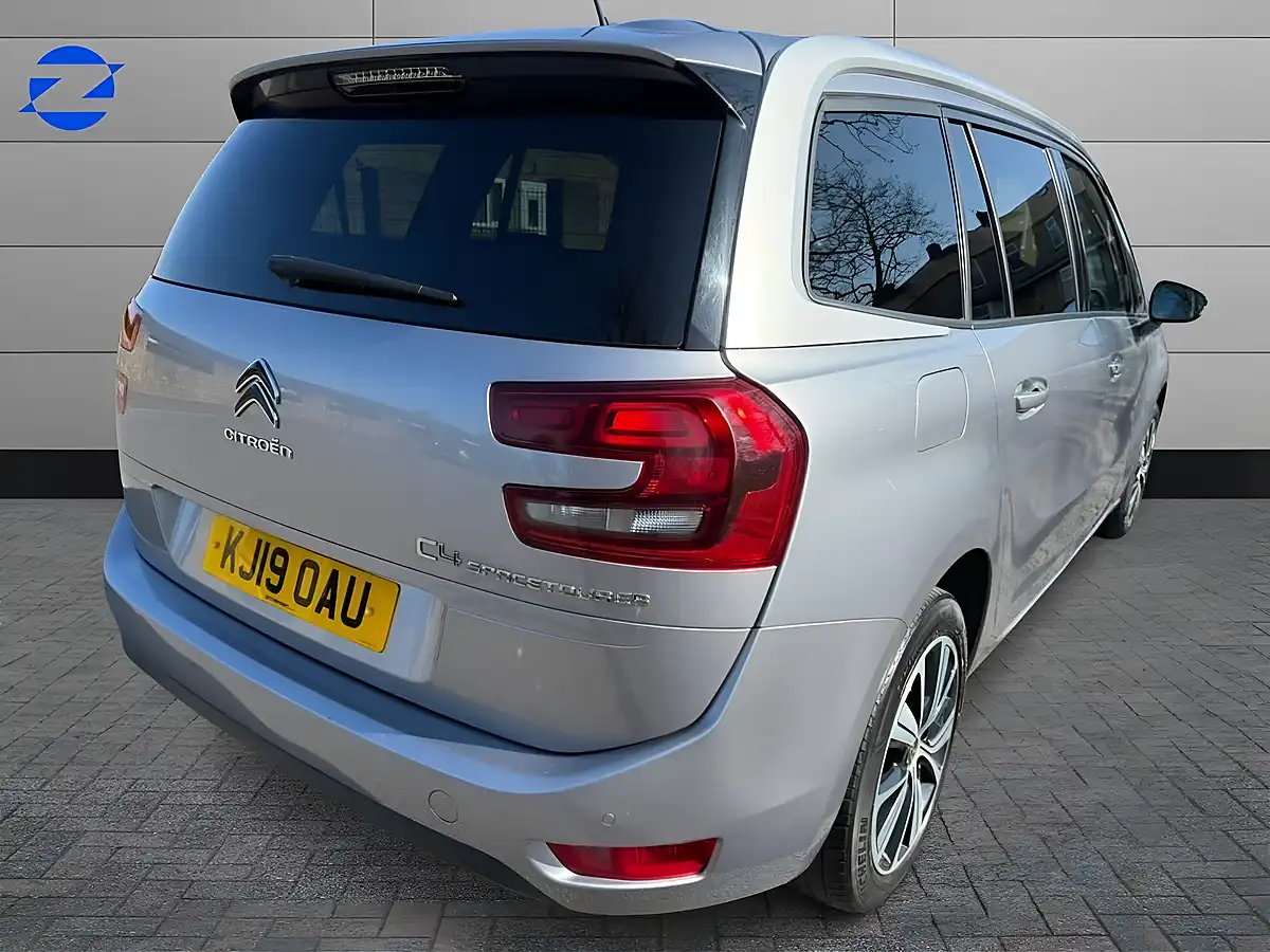 Used 2019 Citroen Grand C4 Spacetourer Feel Grey - Interior and Exterior details 4