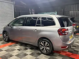 Used 2019 Citroen Grand C4 Spacetourer Feel Grey - Interior and Exterior details 3