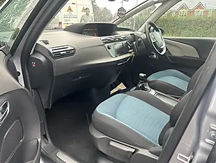 Used 2019 Citroen Grand C4 Spacetourer Feel Grey - Interior and Exterior details 11