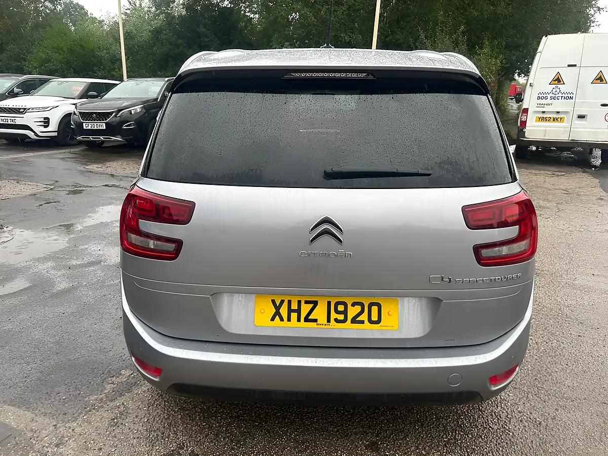 Used 2019 Citroen Grand C4 Spacetourer Feel Grey - Interior and Exterior details 15