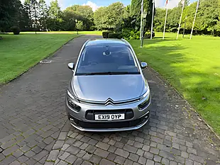 Used 2019 Citroen Grand C4 Spacetourer Feel Grey - Interior and Exterior details 10