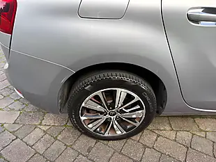 Used 2019 Citroen Grand C4 Spacetourer Feel Grey - Interior and Exterior details 12