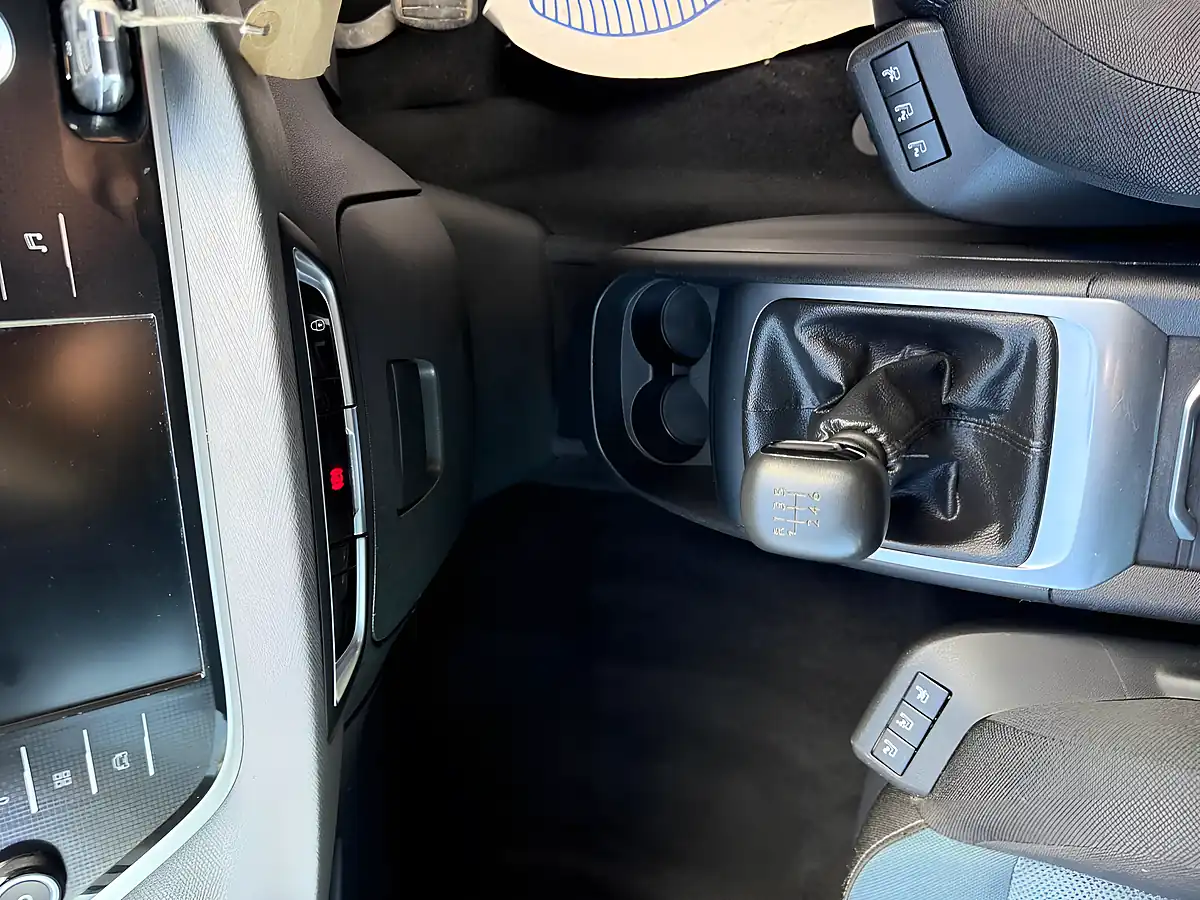 Used 2019 Citroen Grand C4 Spacetourer Feel Grey - Interior and Exterior details 15