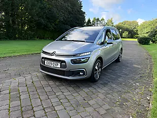 Used 2019 Citroen Grand C4 Spacetourer Feel Grey - Interior and Exterior details 8