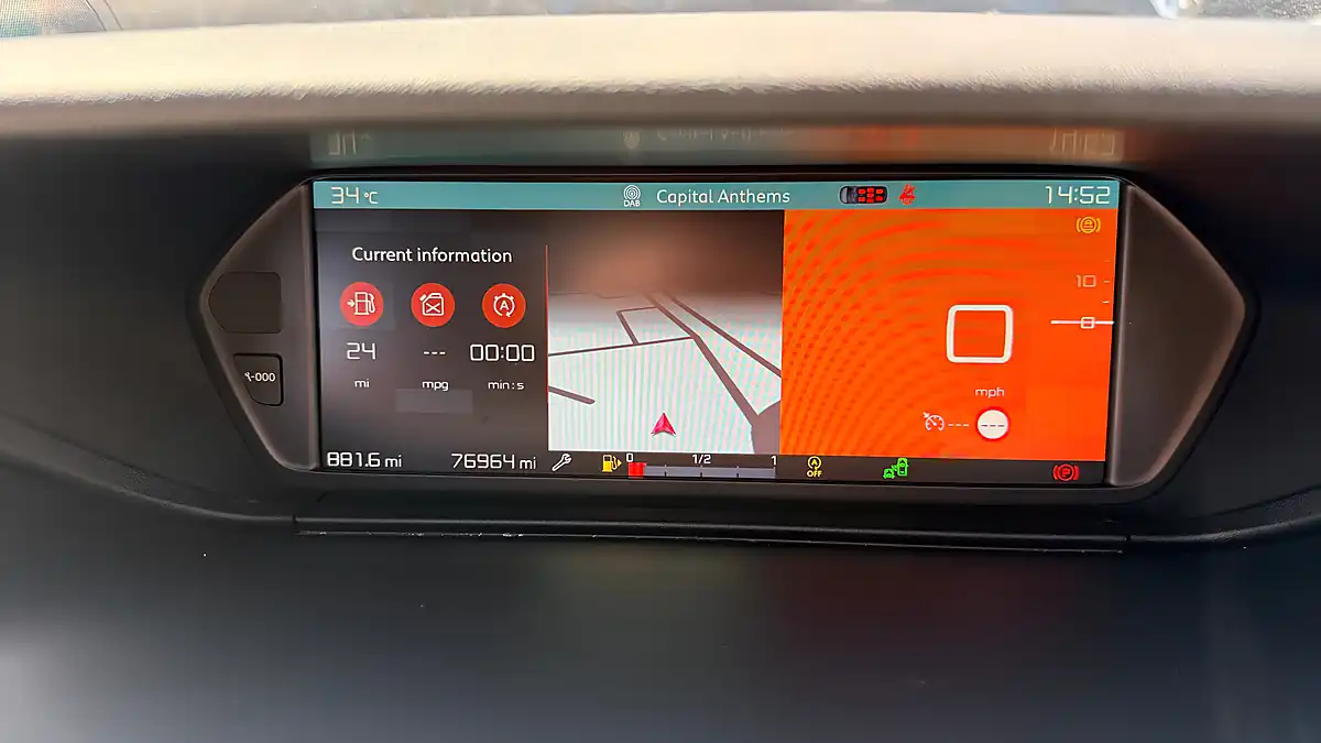 Used 2019 Citroen Grand C4 Spacetourer Flair Beige - Interior and Exterior details 10