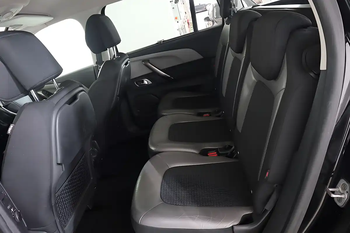 Used 2019 Citroen Grand C4 Spacetourer Flair Black - Interior and Exterior details 13