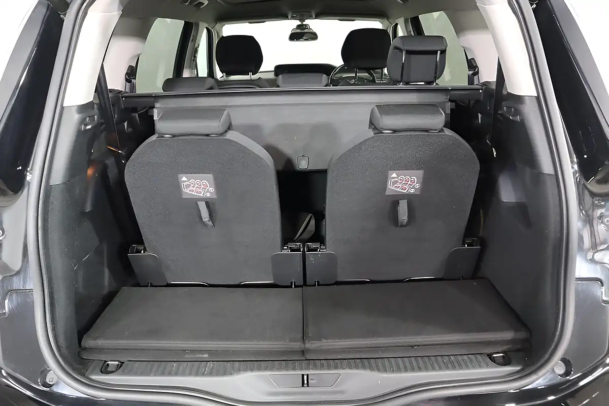 Used 2019 Citroen Grand C4 Spacetourer Flair Black - Interior and Exterior details 9