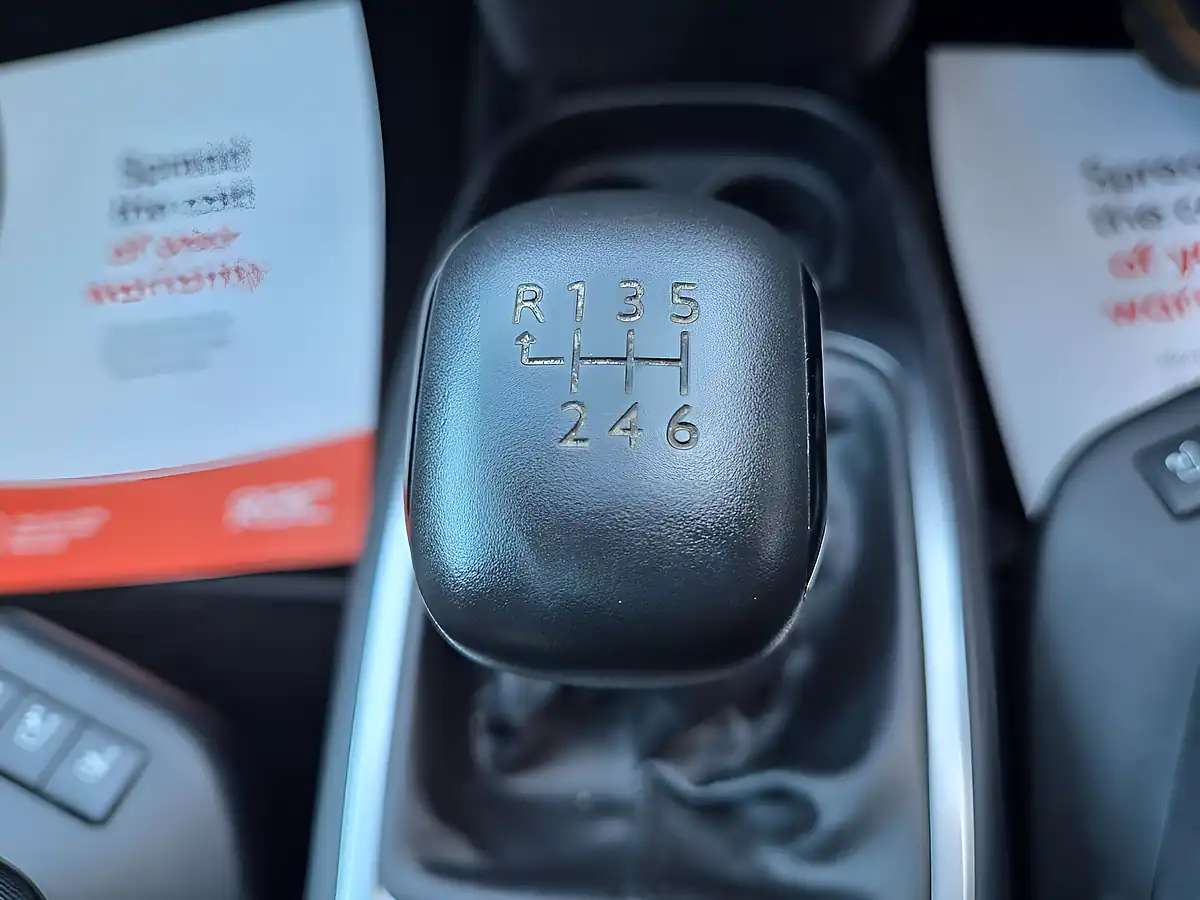 Used 2019 Citroen Grand C4 Spacetourer Flair Black - Interior and Exterior details 12