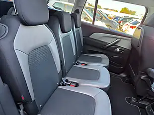Used 2019 Citroen Grand C4 Spacetourer Flair Black - Interior and Exterior details 14