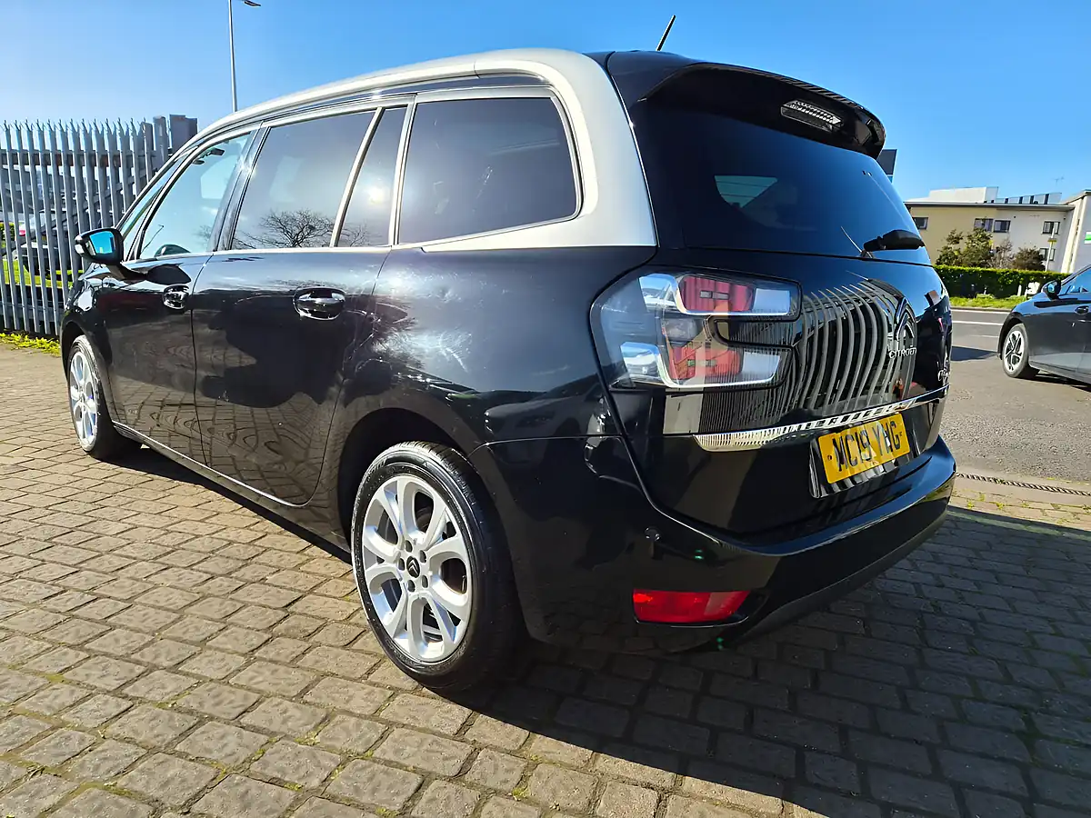 Used 2019 Citroen Grand C4 Spacetourer Flair Black - Interior and Exterior details 4