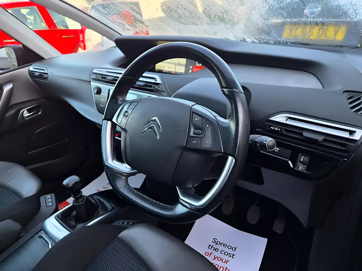 Used 2019 Citroen Grand C4 Spacetourer Flair Black - Interior and Exterior details 8
