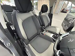 Used 2019 Citroen Grand C4 Spacetourer Flair Grey - Interior and Exterior details 11