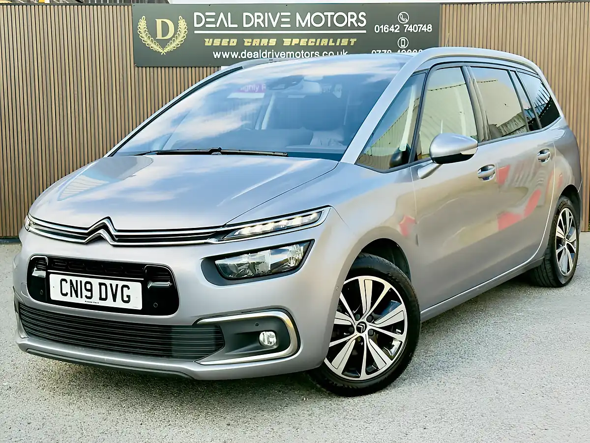 Used 2019 Citroen Grand C4 Spacetourer Flair Grey - Interior and Exterior details 3