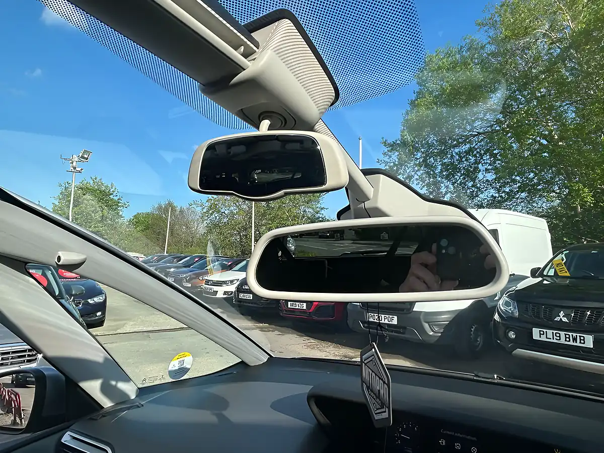 Used 2019 Citroen Grand C4 Spacetourer Flair Grey - Interior and Exterior details 18