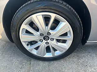Used 2019 Citroen Grand C4 Spacetourer Flair Grey - Interior and Exterior details 20