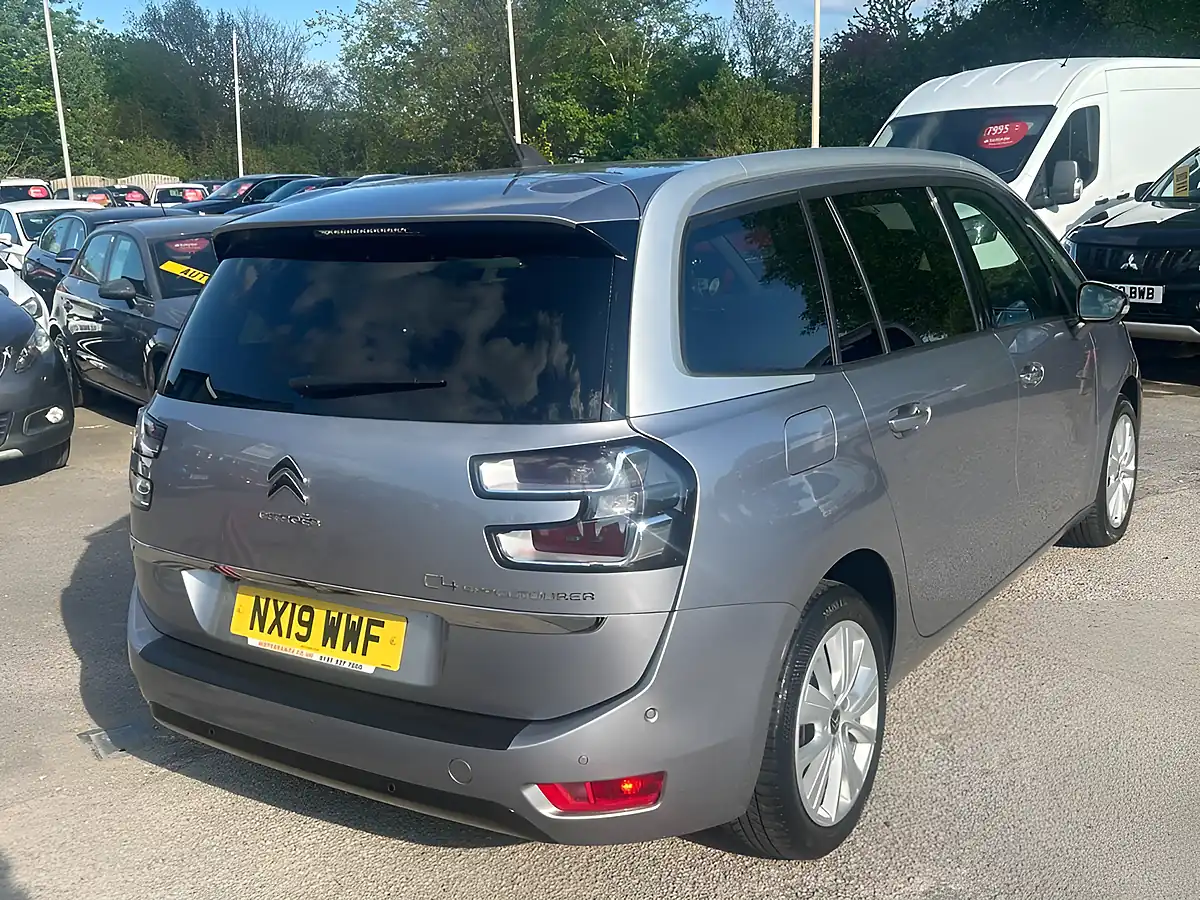 Used 2019 Citroen Grand C4 Spacetourer Flair Grey - Interior and Exterior details 3
