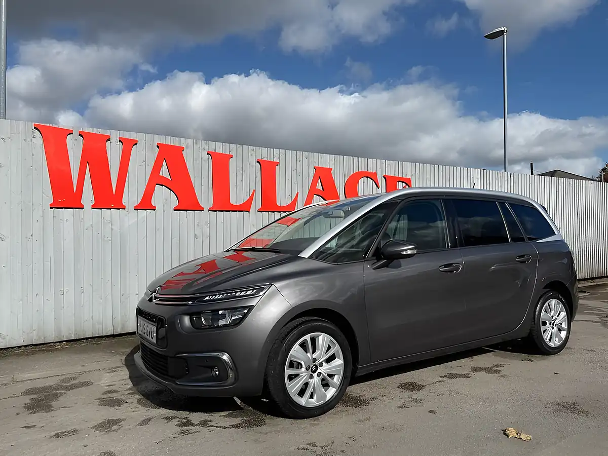 Used 2019 Citroen Grand C4 Spacetourer Flair Grey - Interior and Exterior details 5