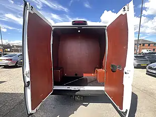 Used 2019 Citroen Relay Enterprise White - Interior and Exterior details 18