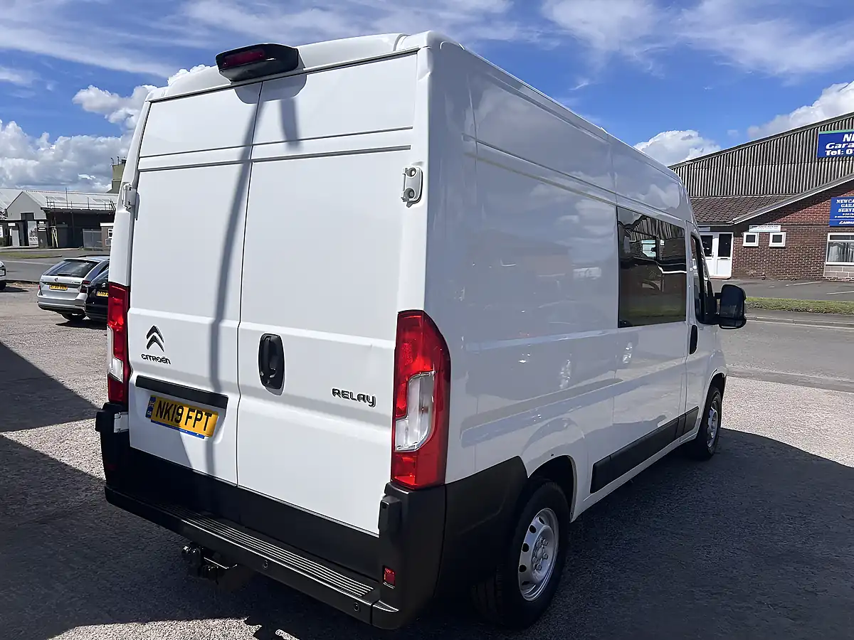Used 2019 Citroen Relay Enterprise White - Interior and Exterior details 6